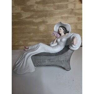 Limited Edition Louis Icart 1937 Parfum de Fieurs 1984 Figurine  539/7500 VNTG